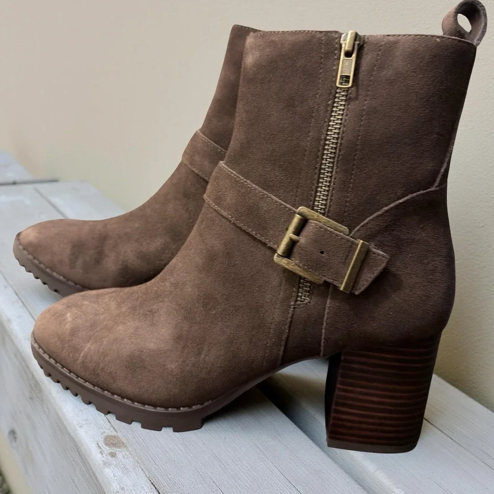 NEW Blondo Women's Talyn Java Suede Waterproof Ankle Boots Size 10M